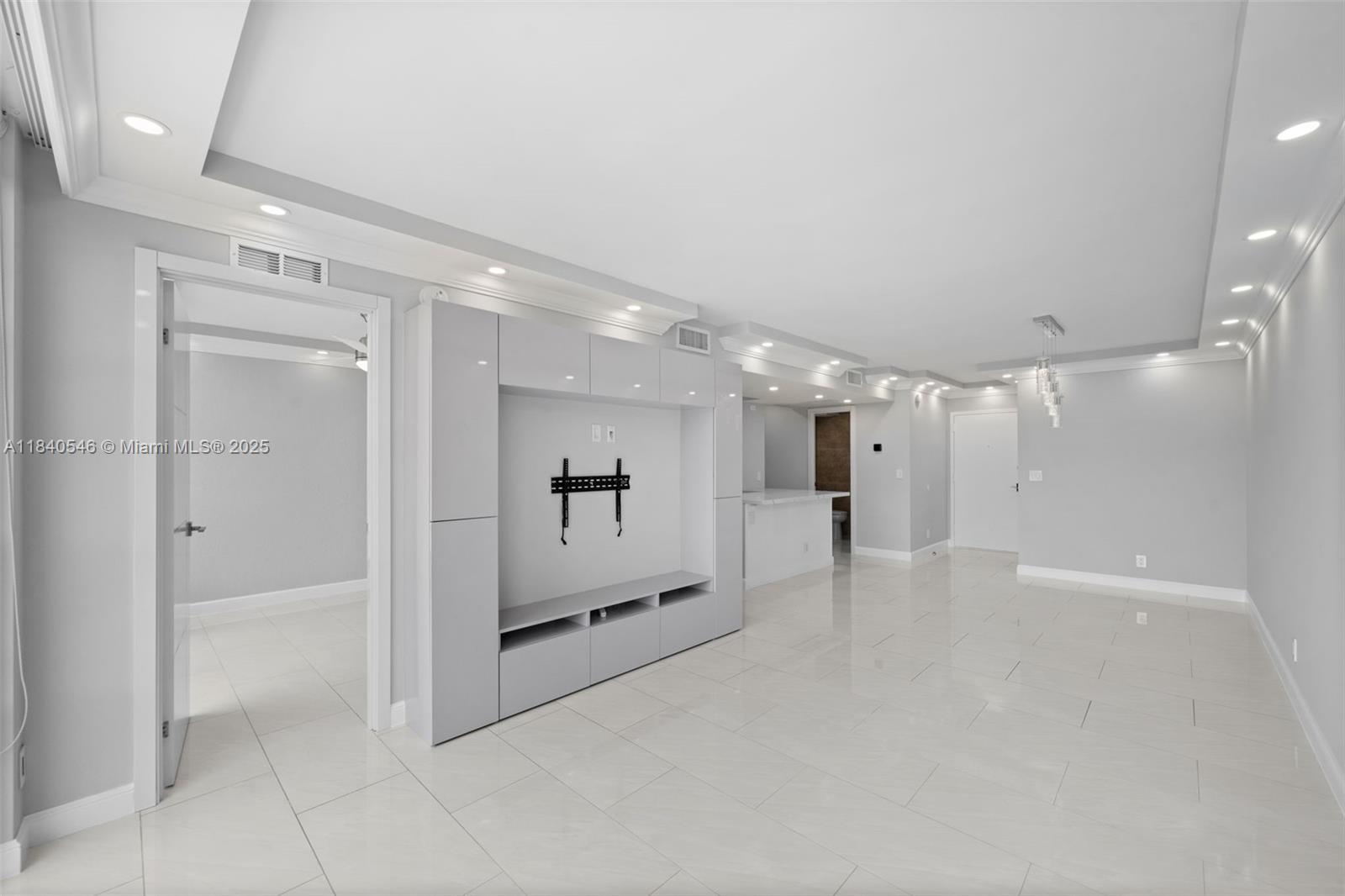 Photo of 701 Three Islands Blvd #411, Hallandale Beach, Florida, 33009 -