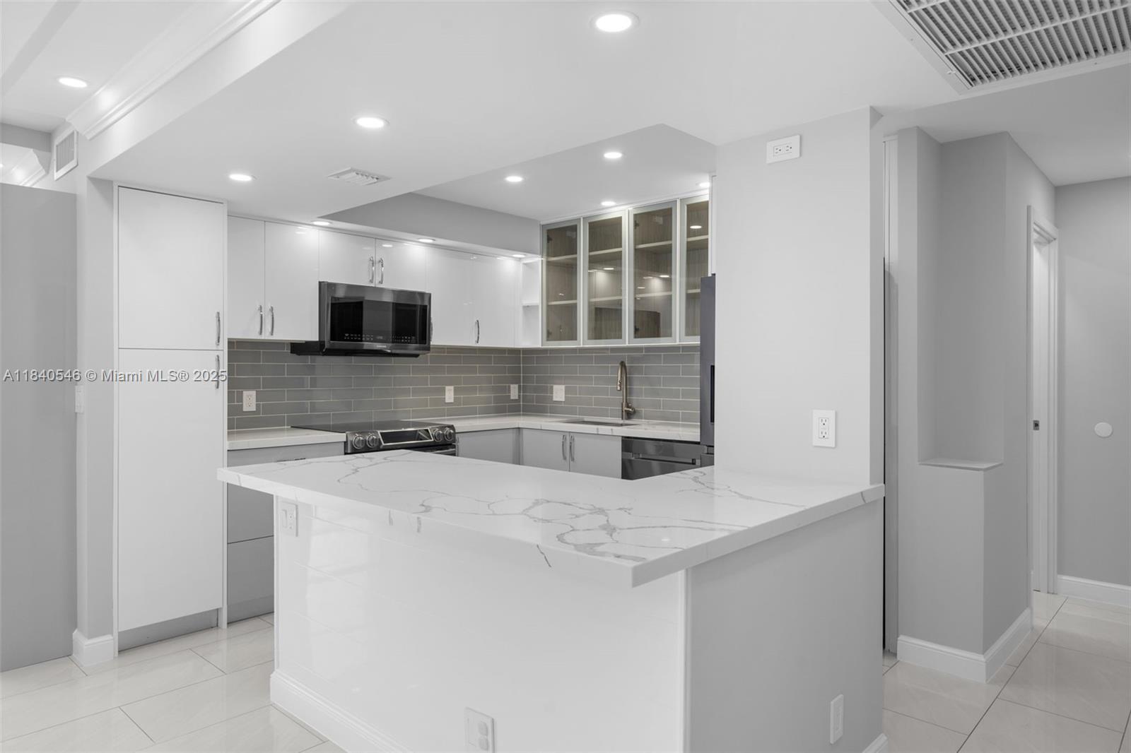 Photo of 701 Three Islands Blvd #411, Hallandale Beach, Florida, 33009 -
