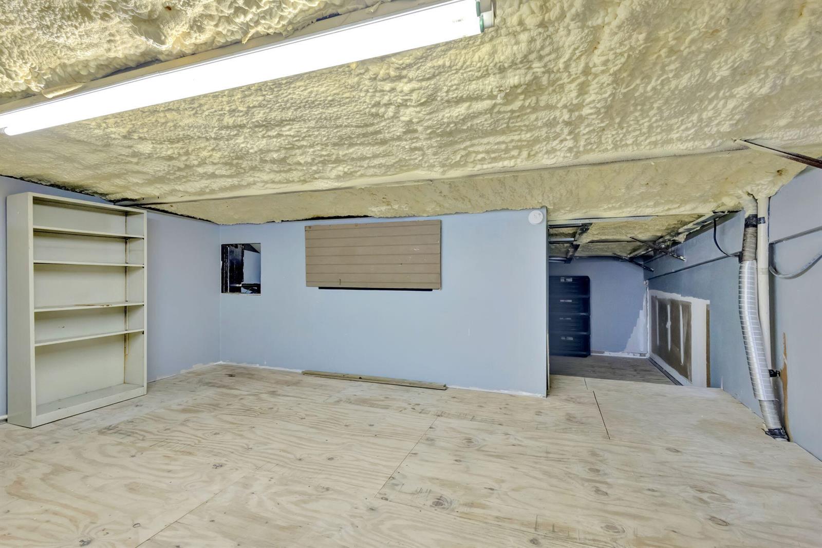 1  / 1  sq. ft. $ 2025-12-01 0 Photo