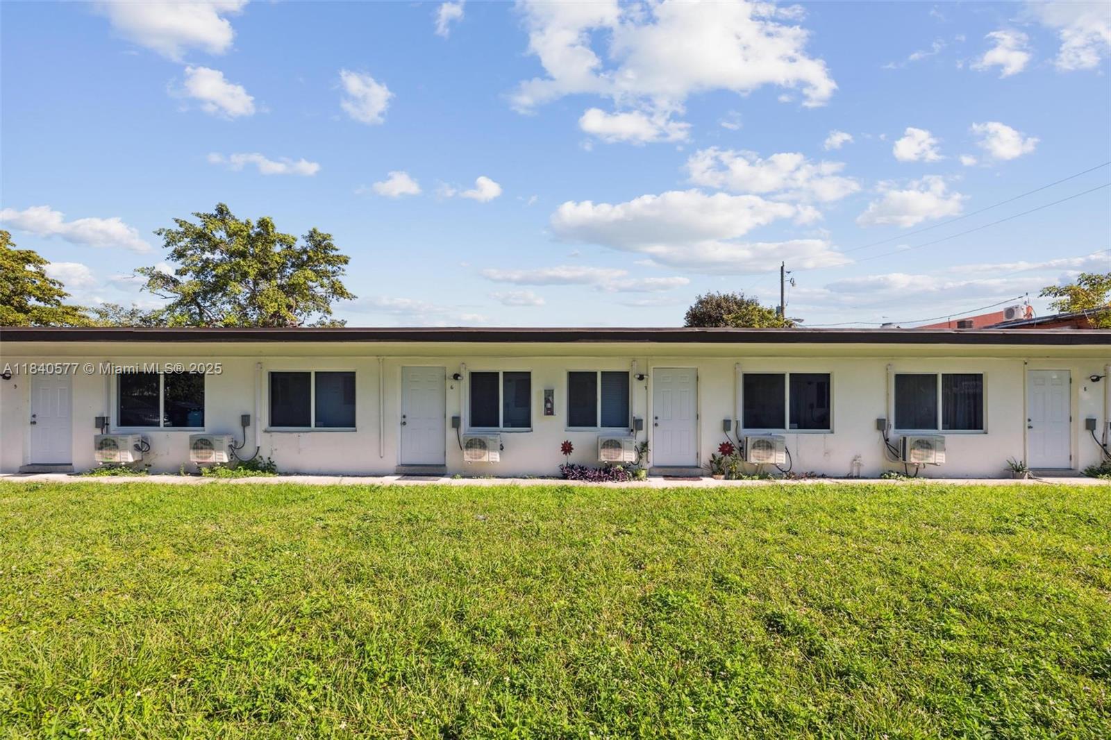 See details / sq. ft. $ 2025-07-15 0 Photo