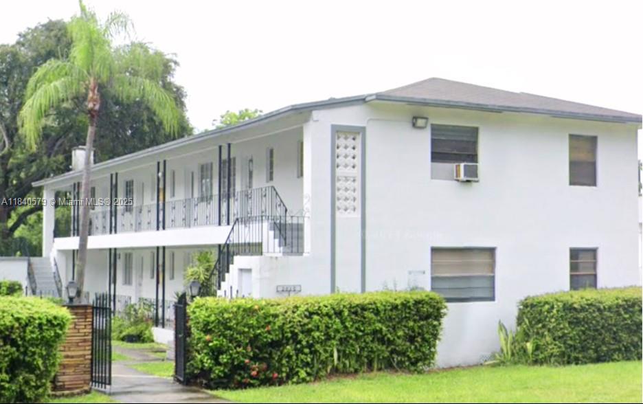 See details / 12362 sq. ft. $ 2025-07-15 0 Photo