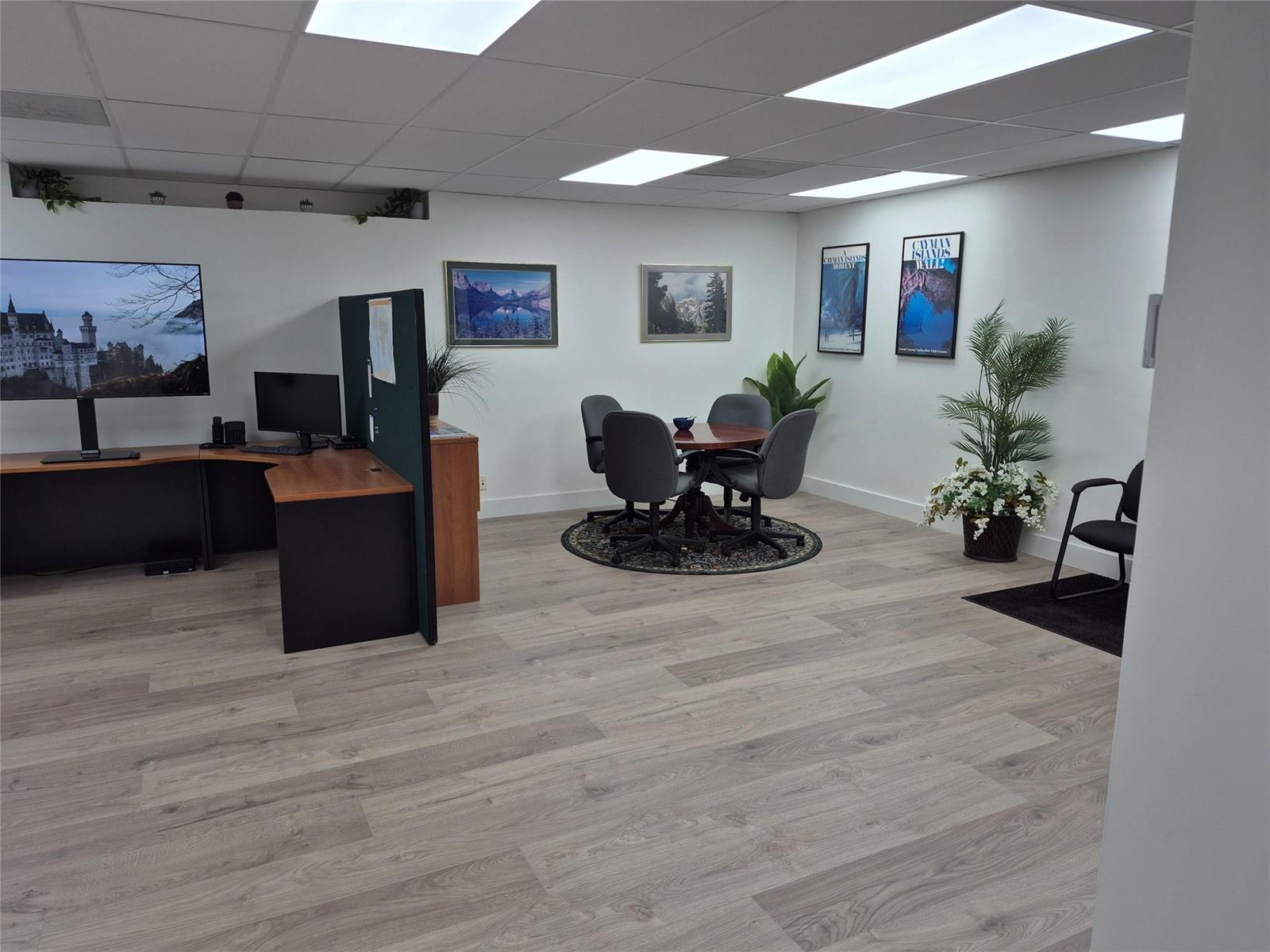 See details 205 / 0 sq. ft. $ 2025-10-24 0 Photo