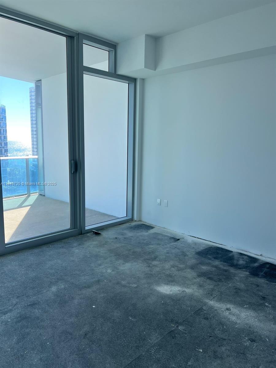 Ver detalles 1004 2 / 3 1382 sq. ft. $ 2025-07-15 0 foto