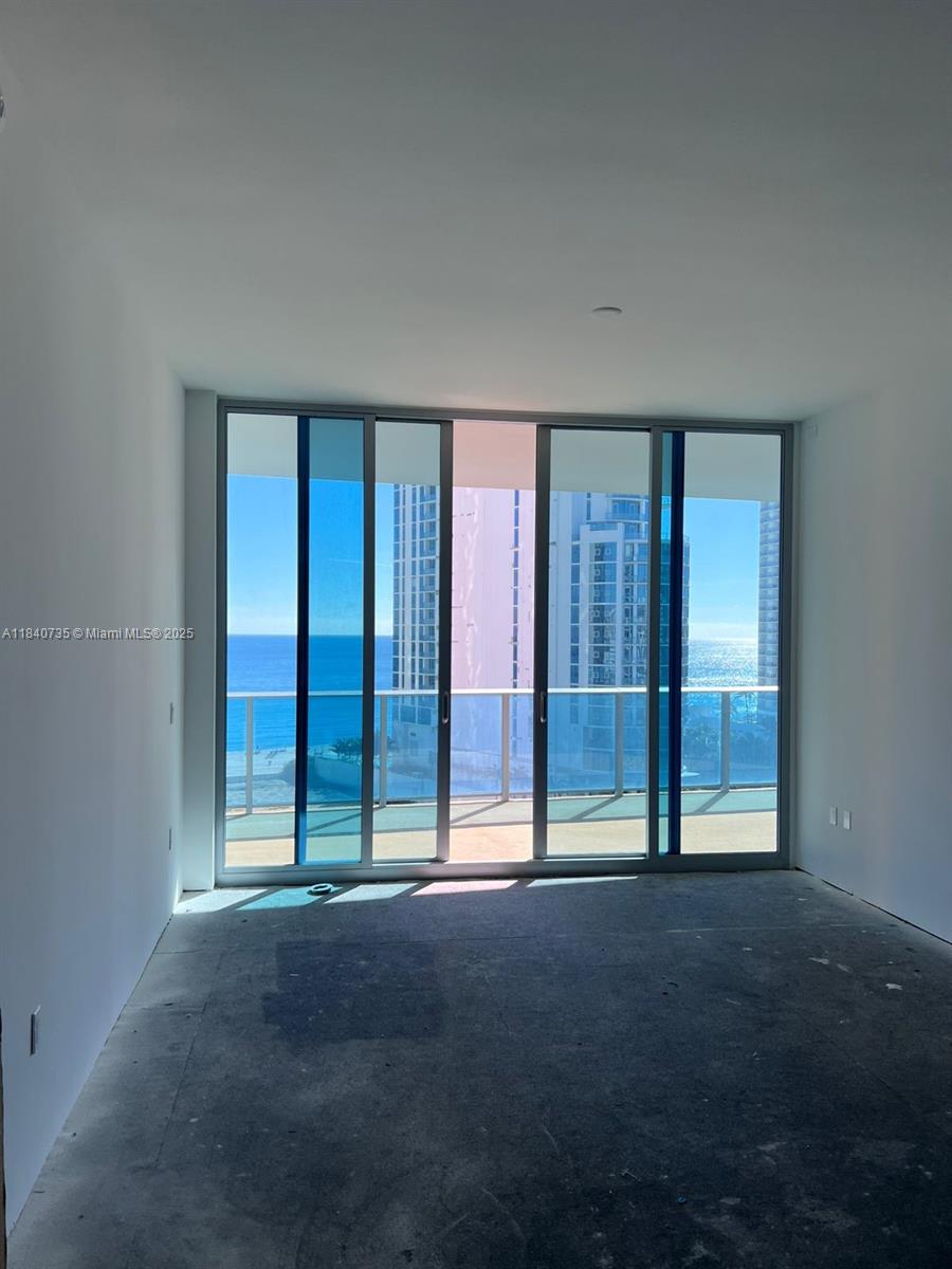 Ver detalles 1004 2 / 3 1382 sq. ft. $ 2025-07-15 0 foto