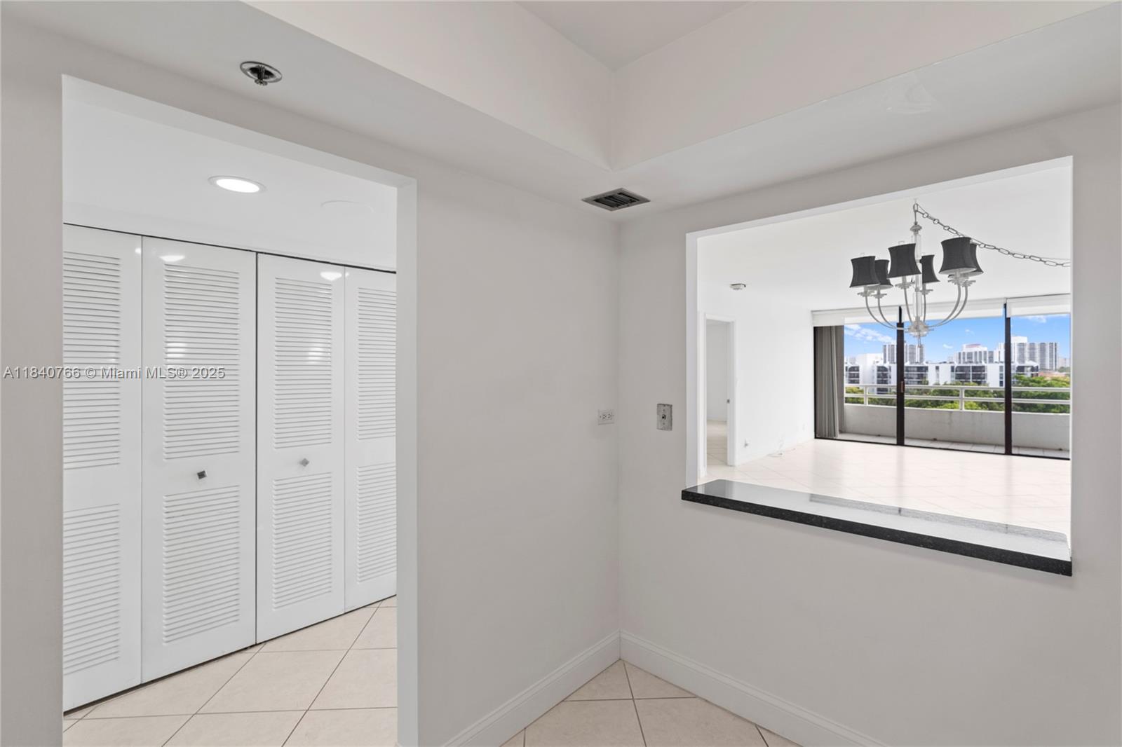 Photo of 20225 34th Ct  #819, Aventura, Florida, 33180 - 