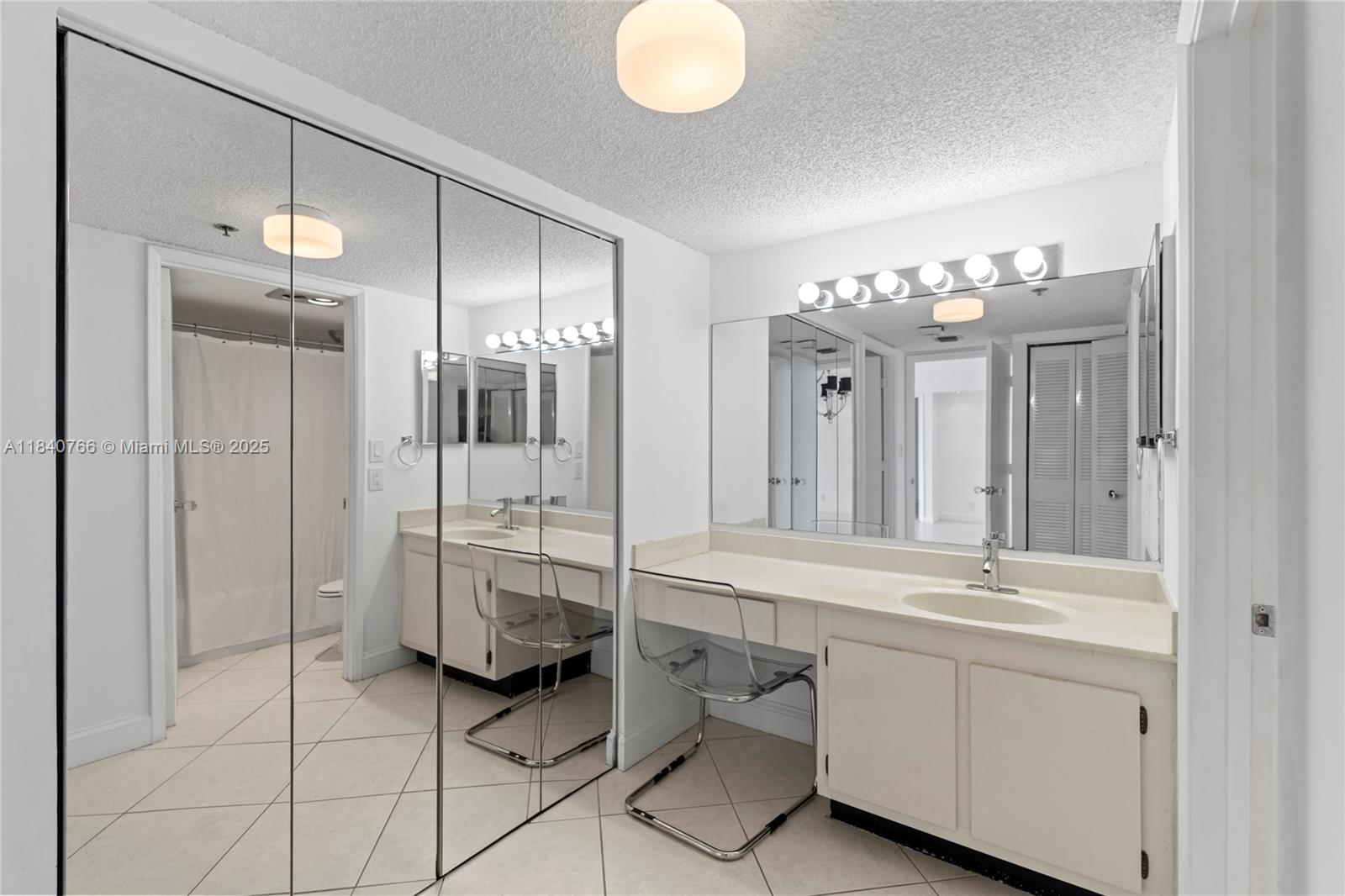 Photo of 20225 34th Ct  #819, Aventura, Florida, 33180 - 