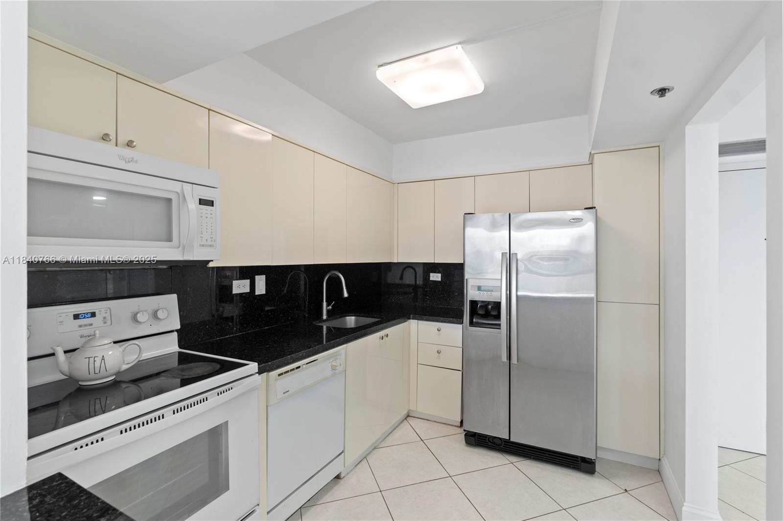 Photo of 20225 34th Ct #819, Aventura, Florida, 33180 -