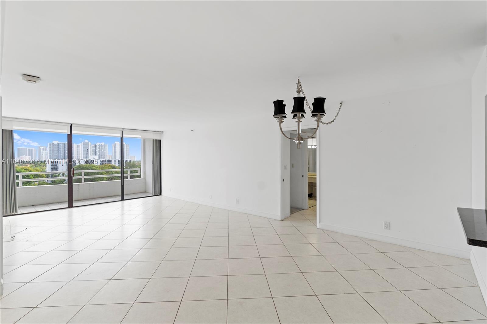 Photo of 20225 34th Ct  #819, Aventura, Florida, 33180 - 