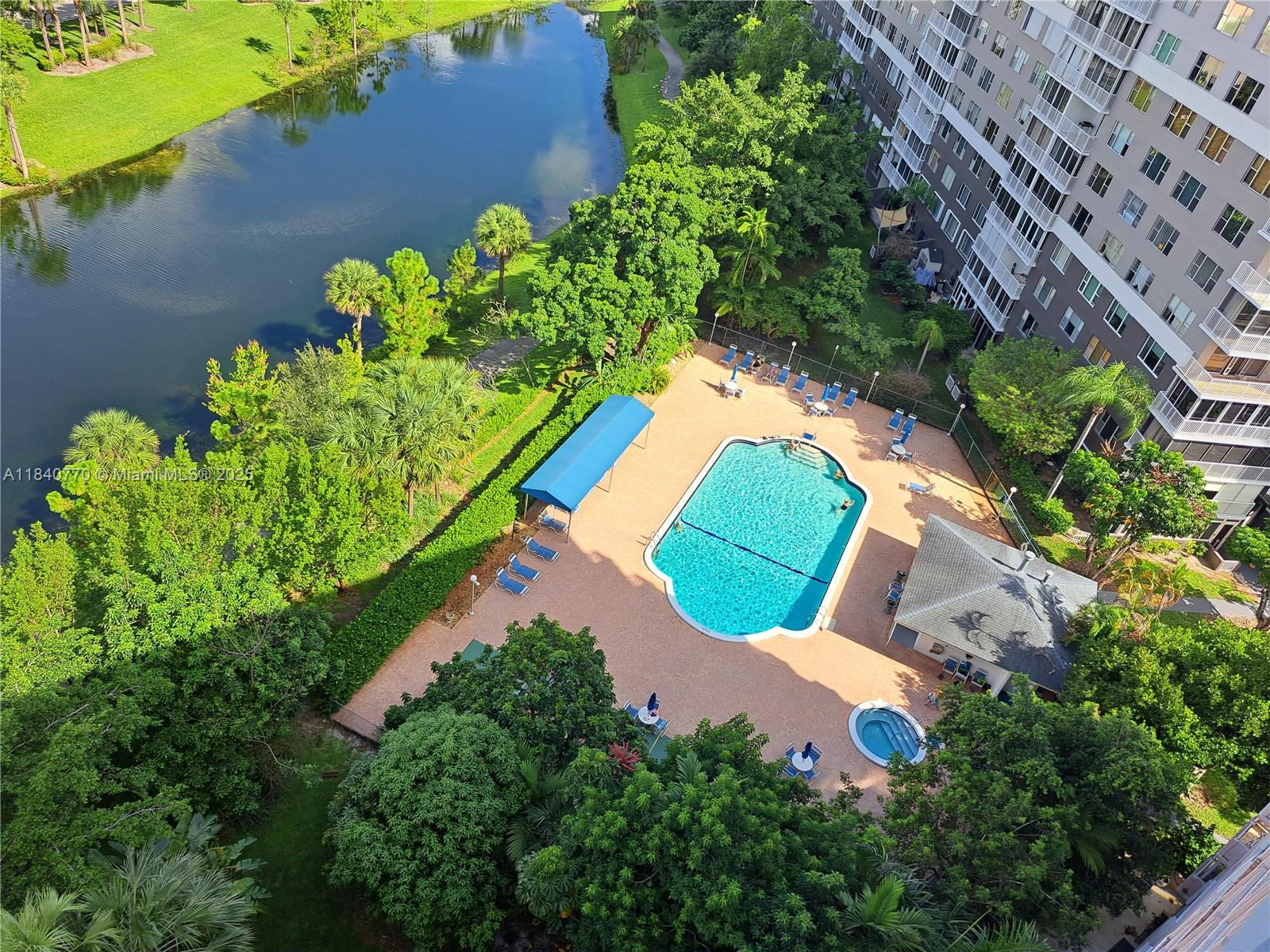 See details 705 2 / 2 1132 sq. ft. $ 2025-07-15 0 Photo