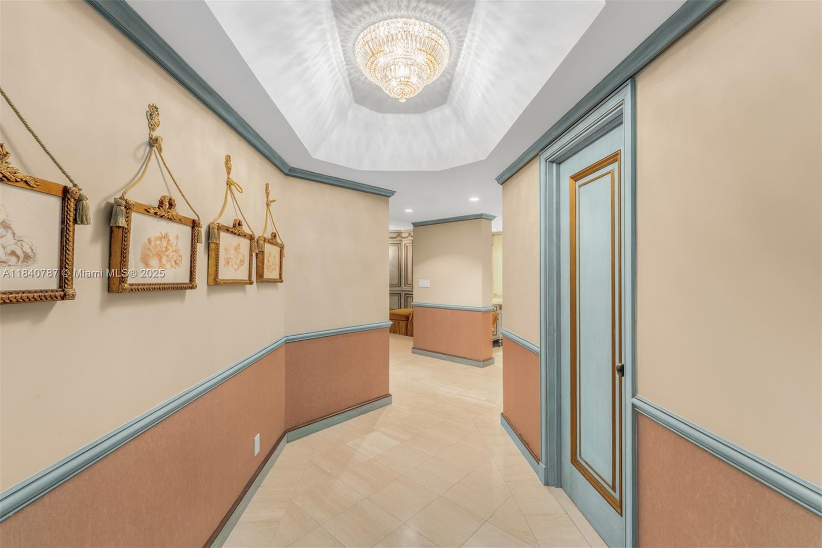 2902 5 / 7 4281 sq. ft. $ 2025-07-15 0 Photo