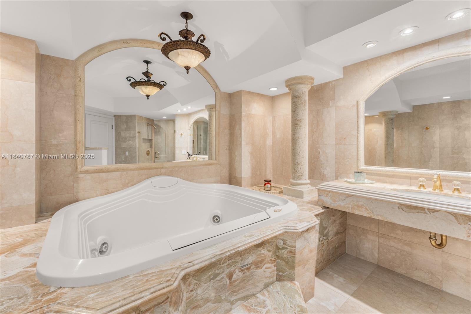 2902 5 / 7 4281 sq. ft. $ 2025-11-24 0 Photo