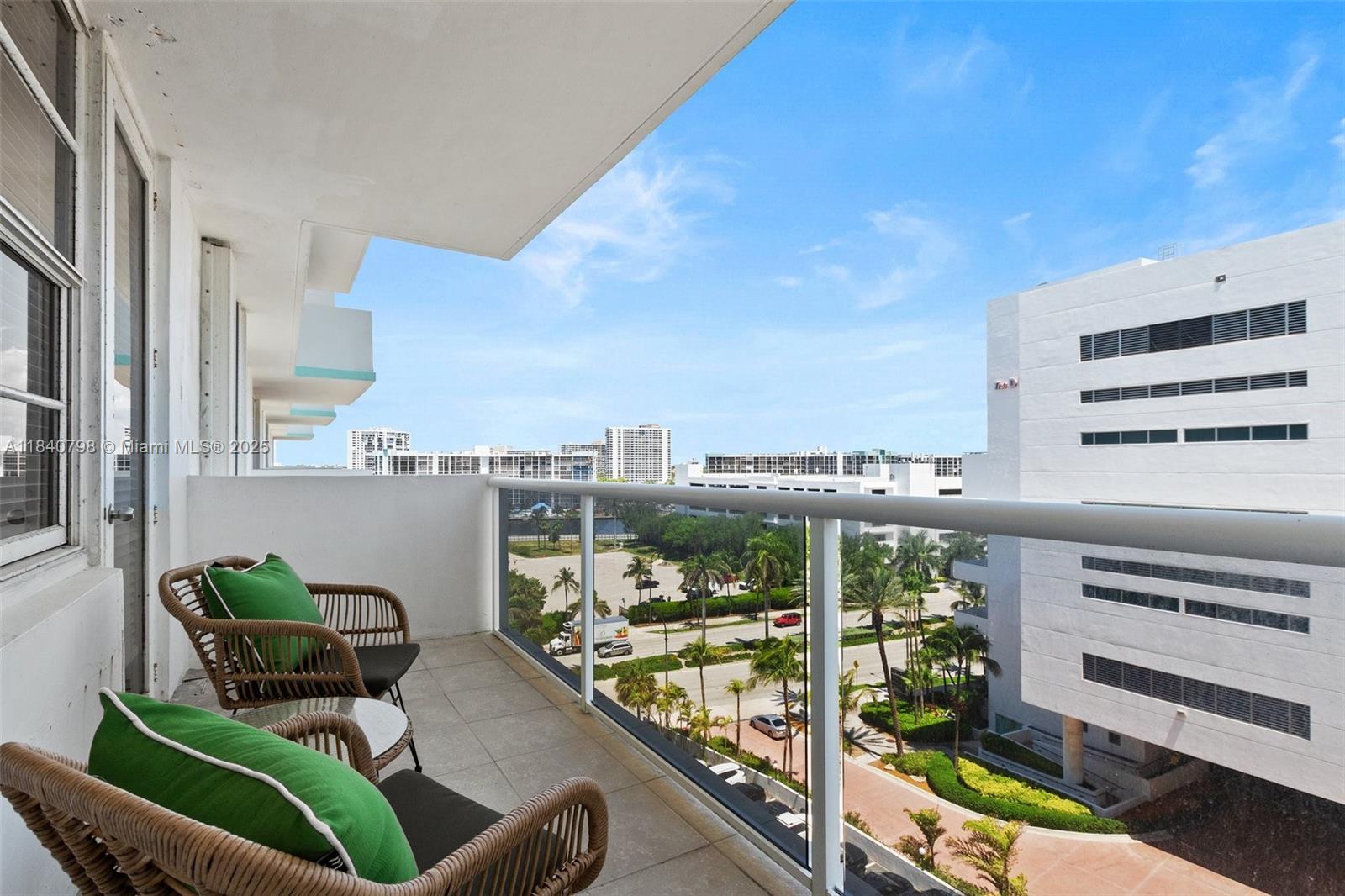 Photo of 3725 Ocean Dr #921, Hollywood, Florida, 33019 -