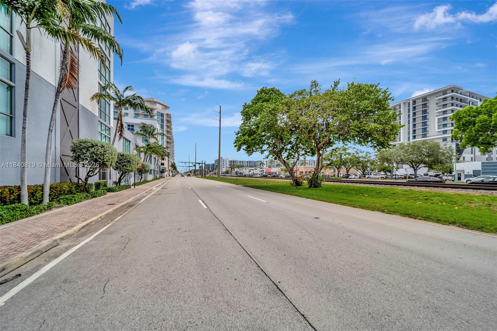 Photo of 2100 Van Buren St  #421, Hollywood, Florida, 33020 - 
