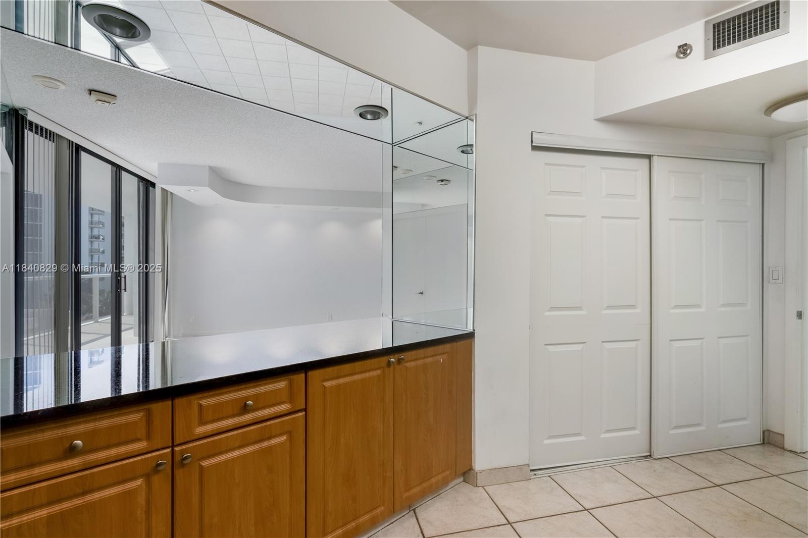 Photo of 20281 Country Club Dr  #405, Aventura, Florida, 33180 - 