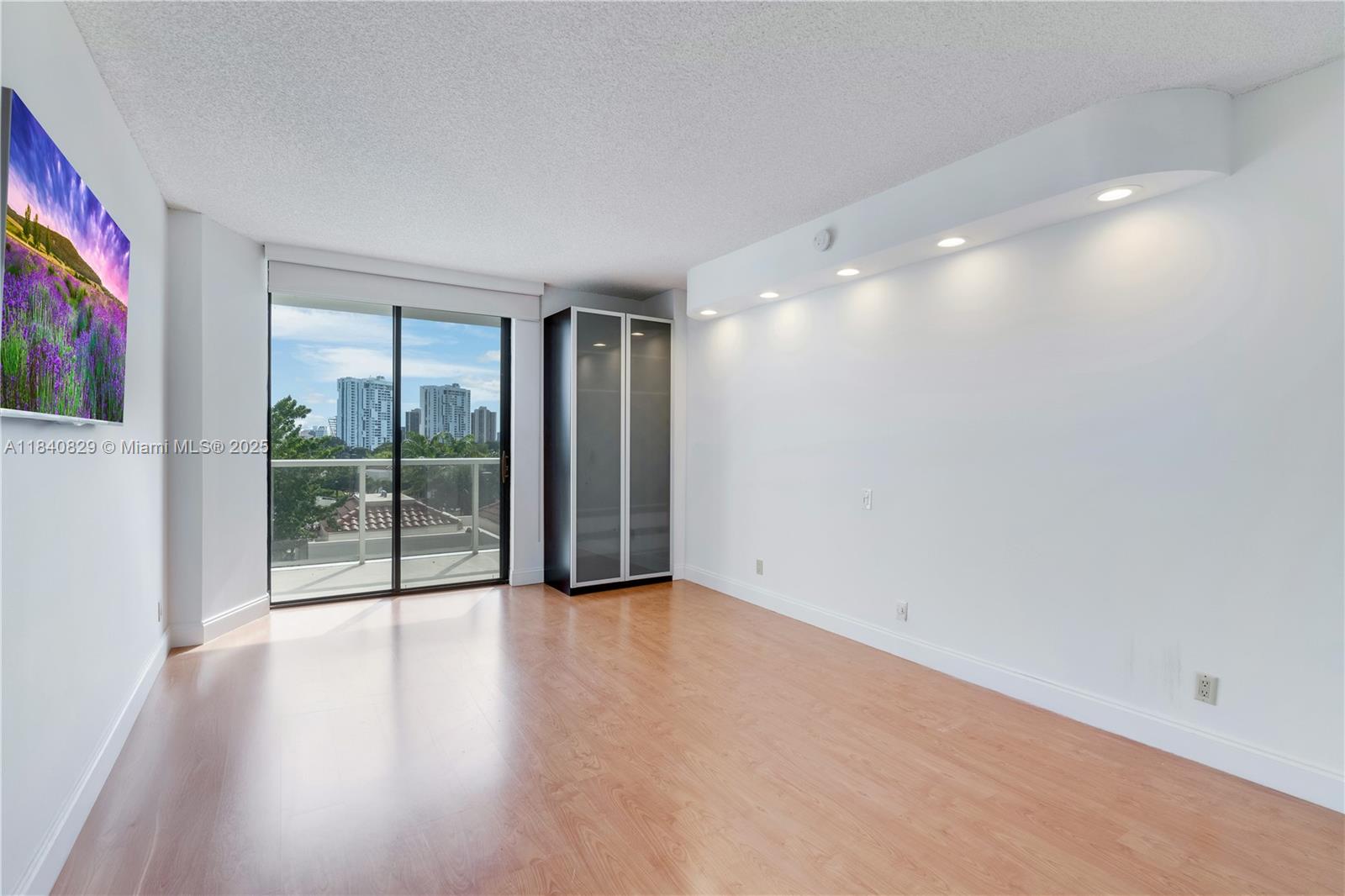 Photo of 20281 Country Club Dr  #405, Aventura, Florida, 33180 - 