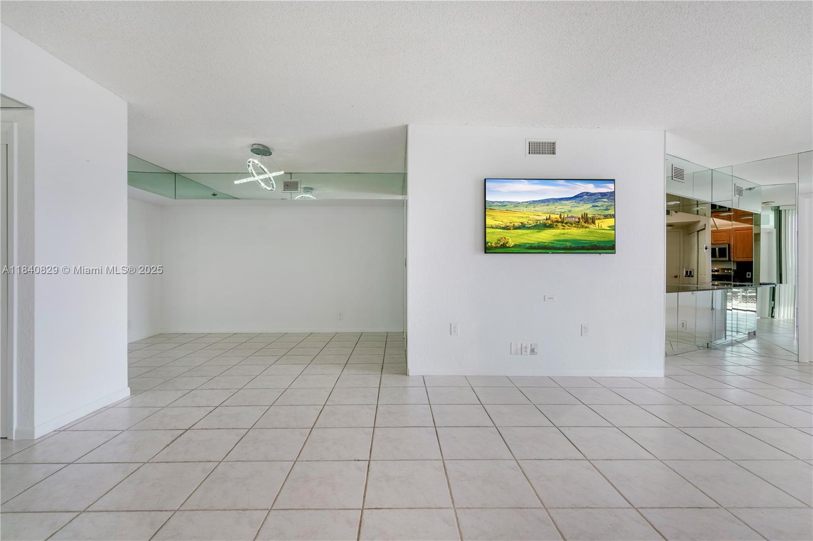 Photo of 20281 Country Club Dr #405, Aventura, Florida, 33180 -