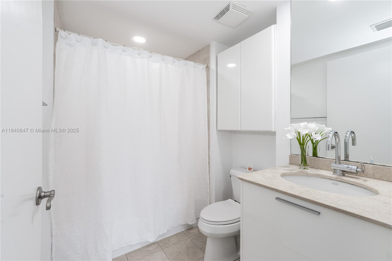 Photo of 18911 Collins Ave  #405, Sunny Isles Beach, Florida, 33160 - GUEST BATHROOM 1