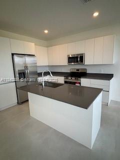 Ver detalles 18933 3 / 3 0 sq. ft. $ 2025-07-15 0 foto