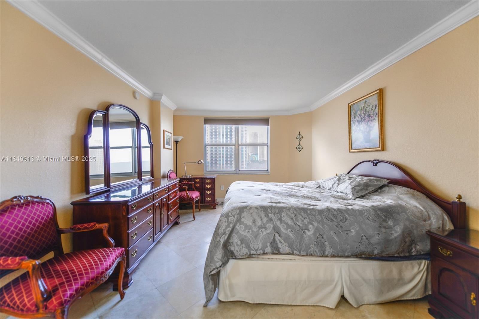 See details 9H 2 / 2 1240 sq. ft. $ 2025-07-16 0 Photo