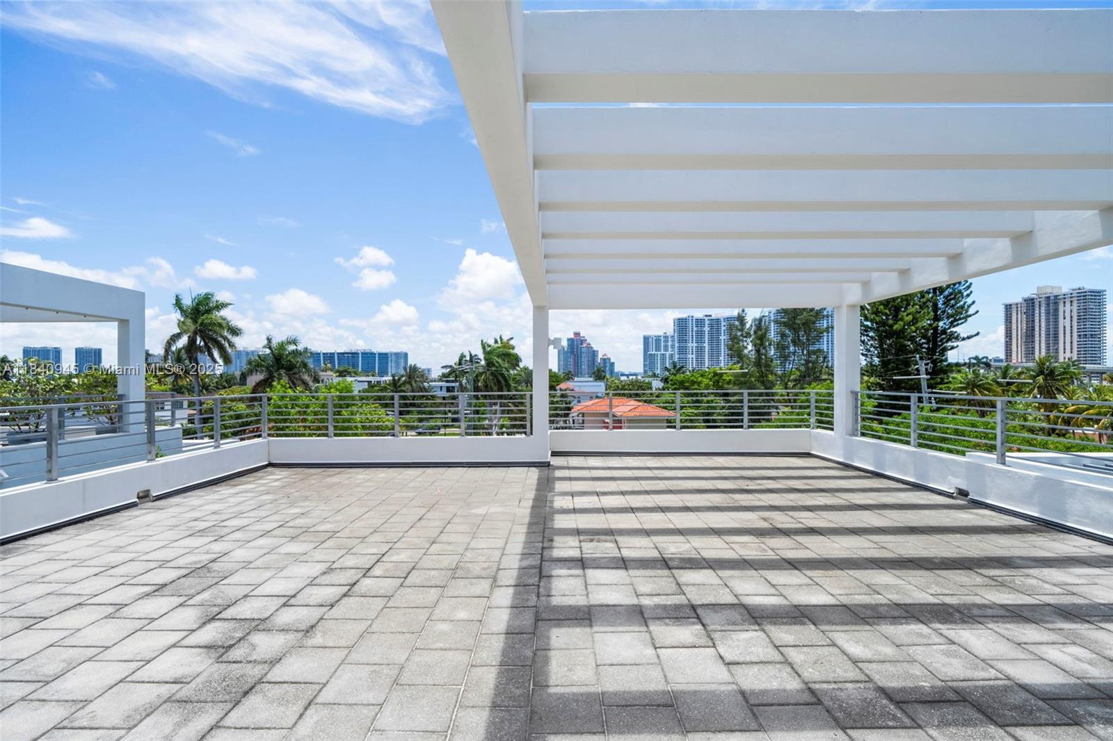 Photo of 18955 Atlantic Blvd  (18955), Sunny Isles Beach, Florida, 33160 - 