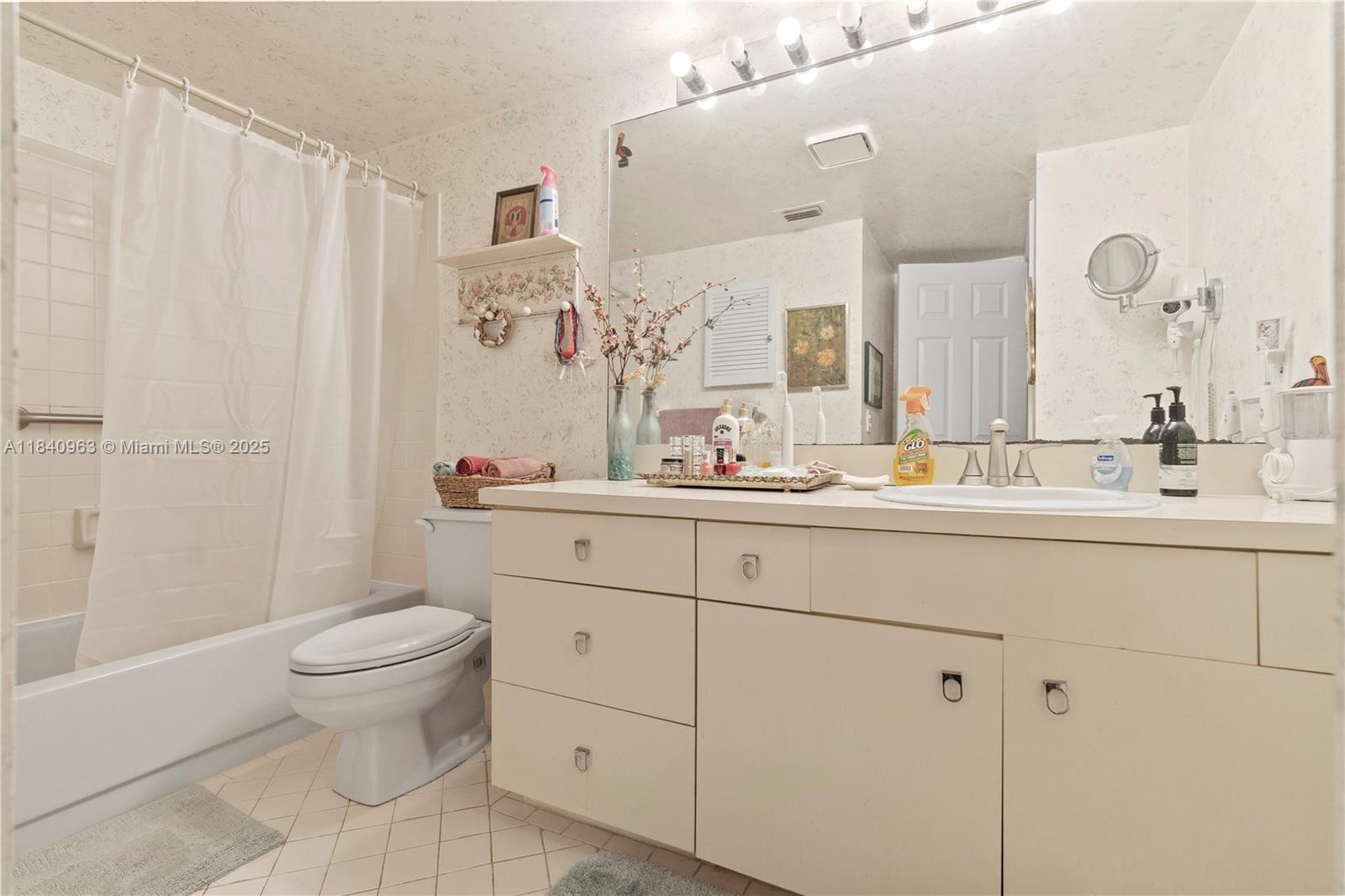 Ver detalles 1 / sq. ft. $ 2025-07-15 0 foto