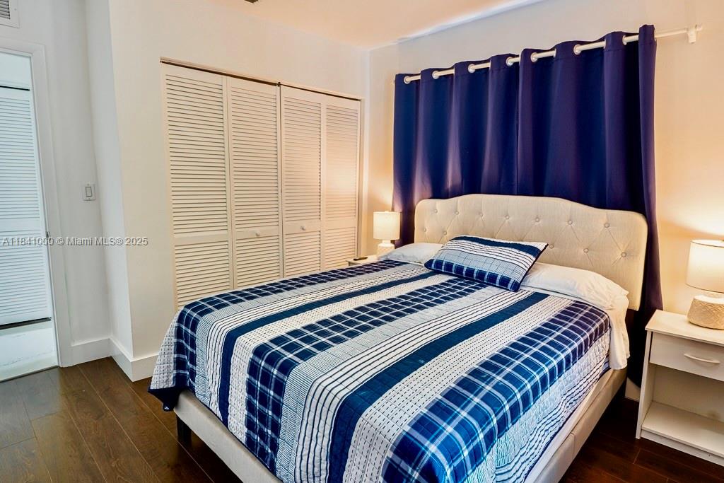 See details / sq. ft. $ 2025-07-15 0 Photo