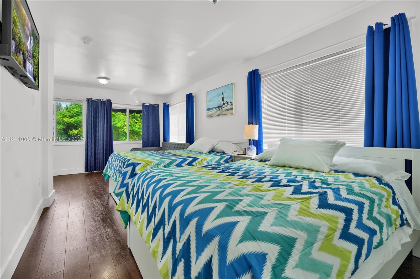 See details / sq. ft. $ 2025-07-15 0 Photo