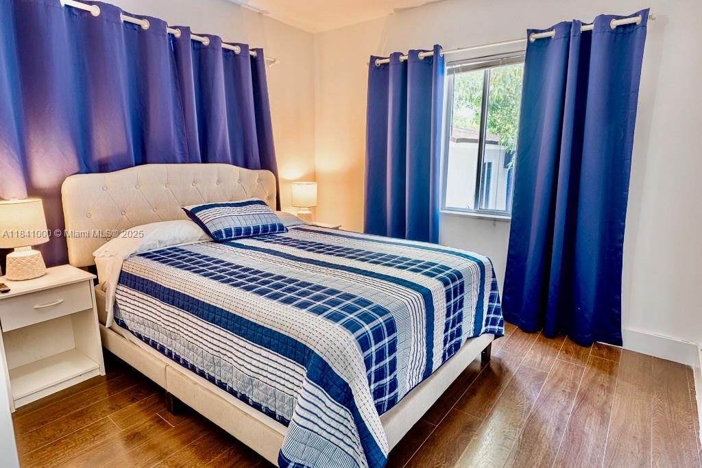 See details / sq. ft. $ 2025-07-15 0 Photo
