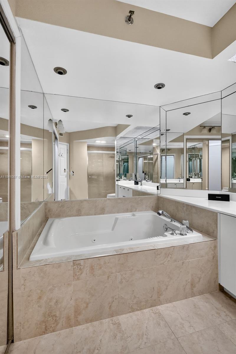 Photo of 20185 Country Club Dr  #1406/1405, Aventura, Florida, 33180 - 