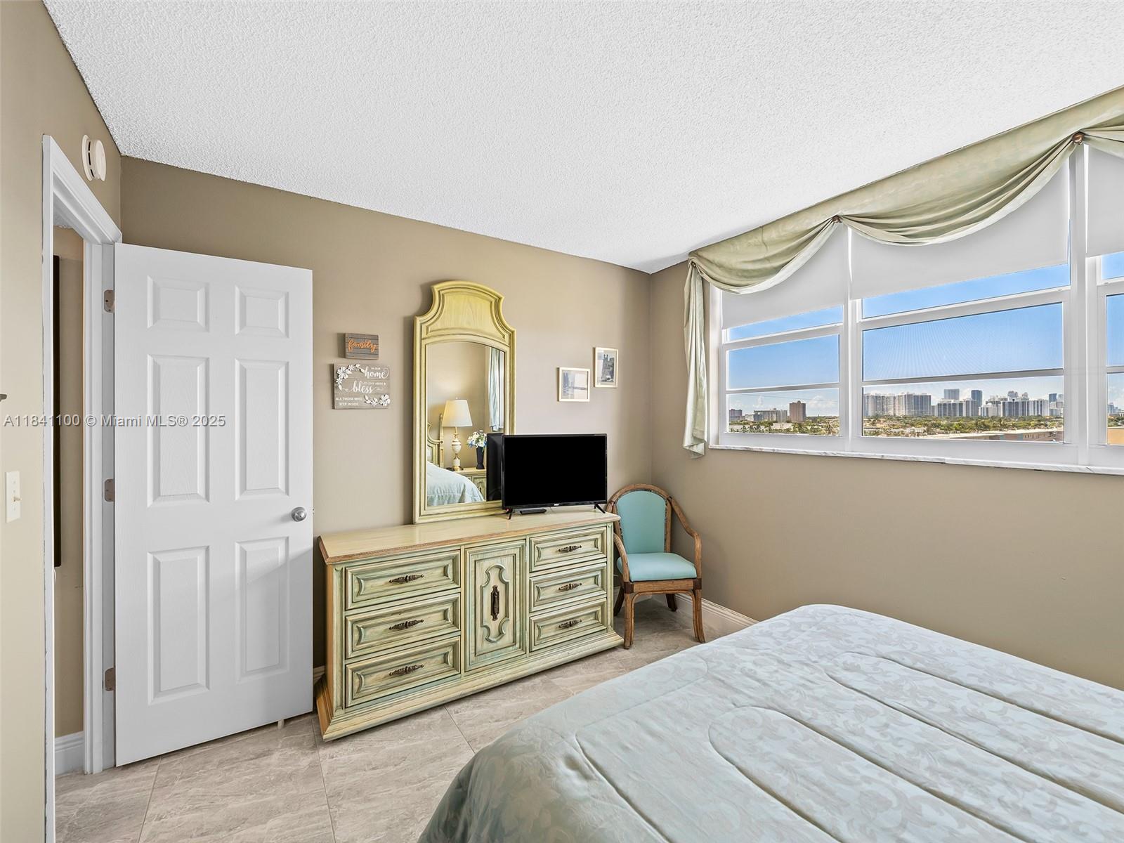 Photo of 401 14th Ave  #808, Hallandale Beach, Florida, 33009 - 
