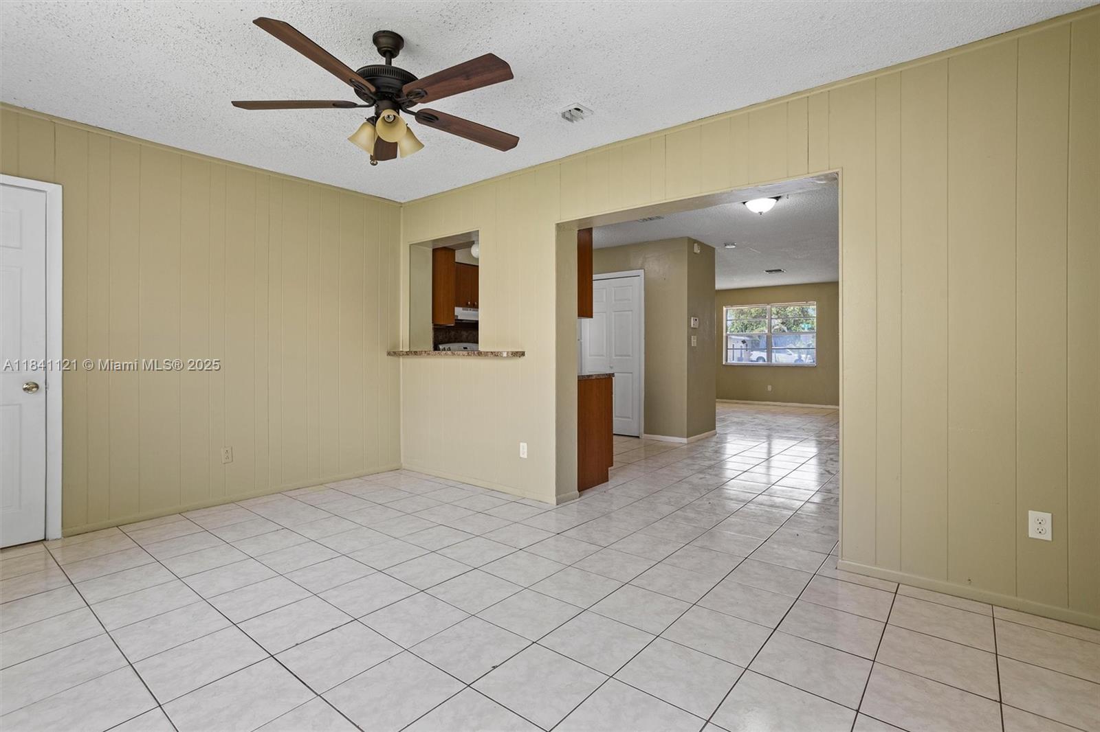   /  2265 sq. ft. $ 2025-07-15 0 Photo