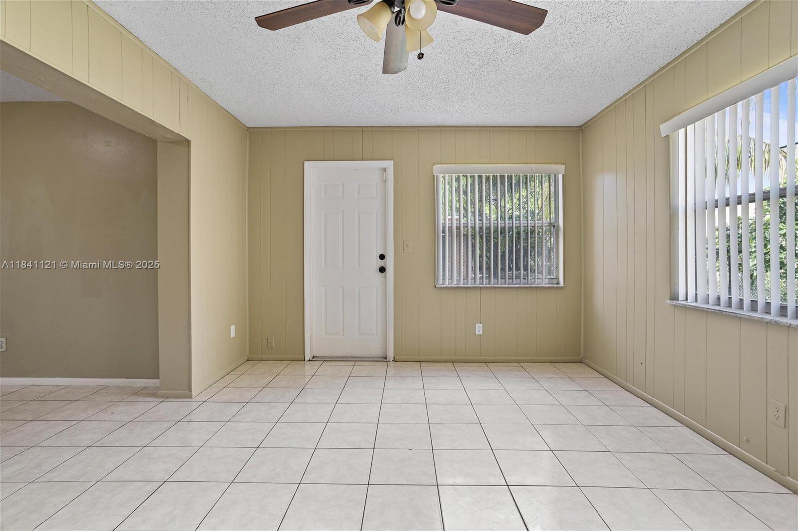   /  2265 sq. ft. $ 2025-07-15 0 Photo