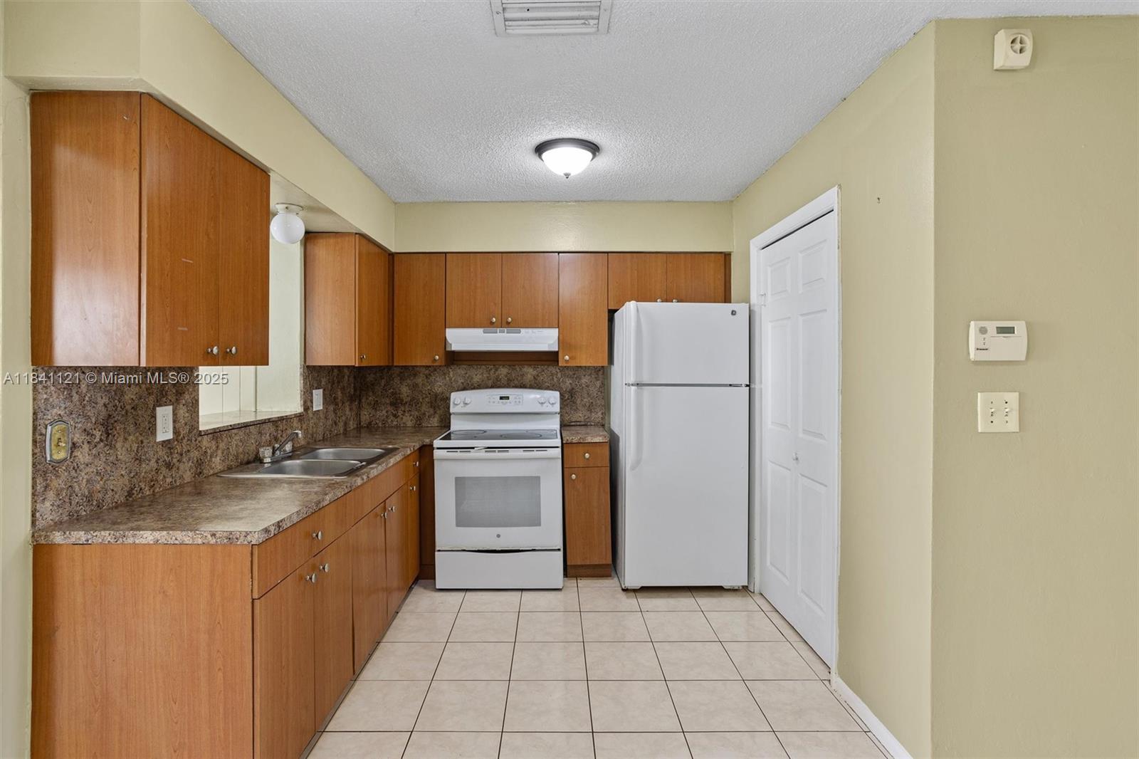   /  2265 sq. ft. $ 2025-07-15 0 Photo