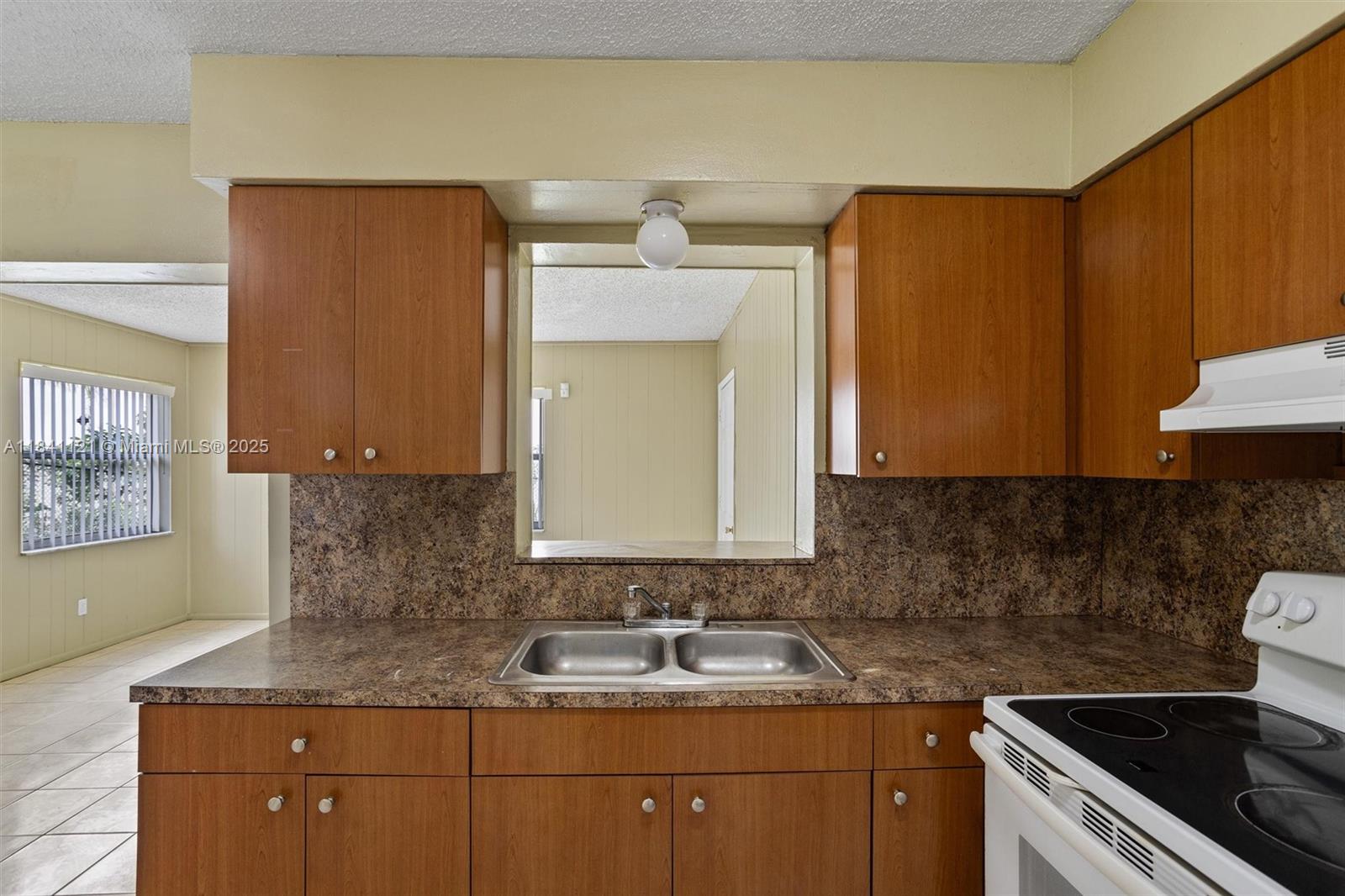   /  2265 sq. ft. $ 2025-07-15 0 Photo