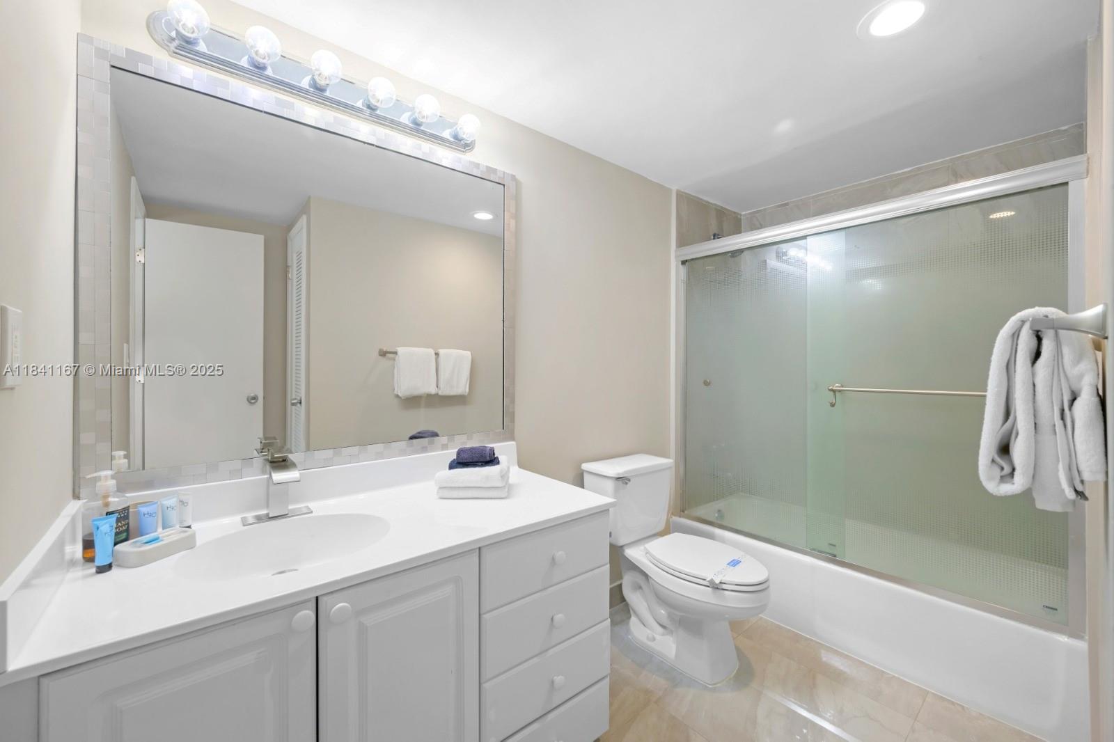 Photo of 19370 Collins Ave  #1425, Sunny Isles Beach, Florida, 33160 - 