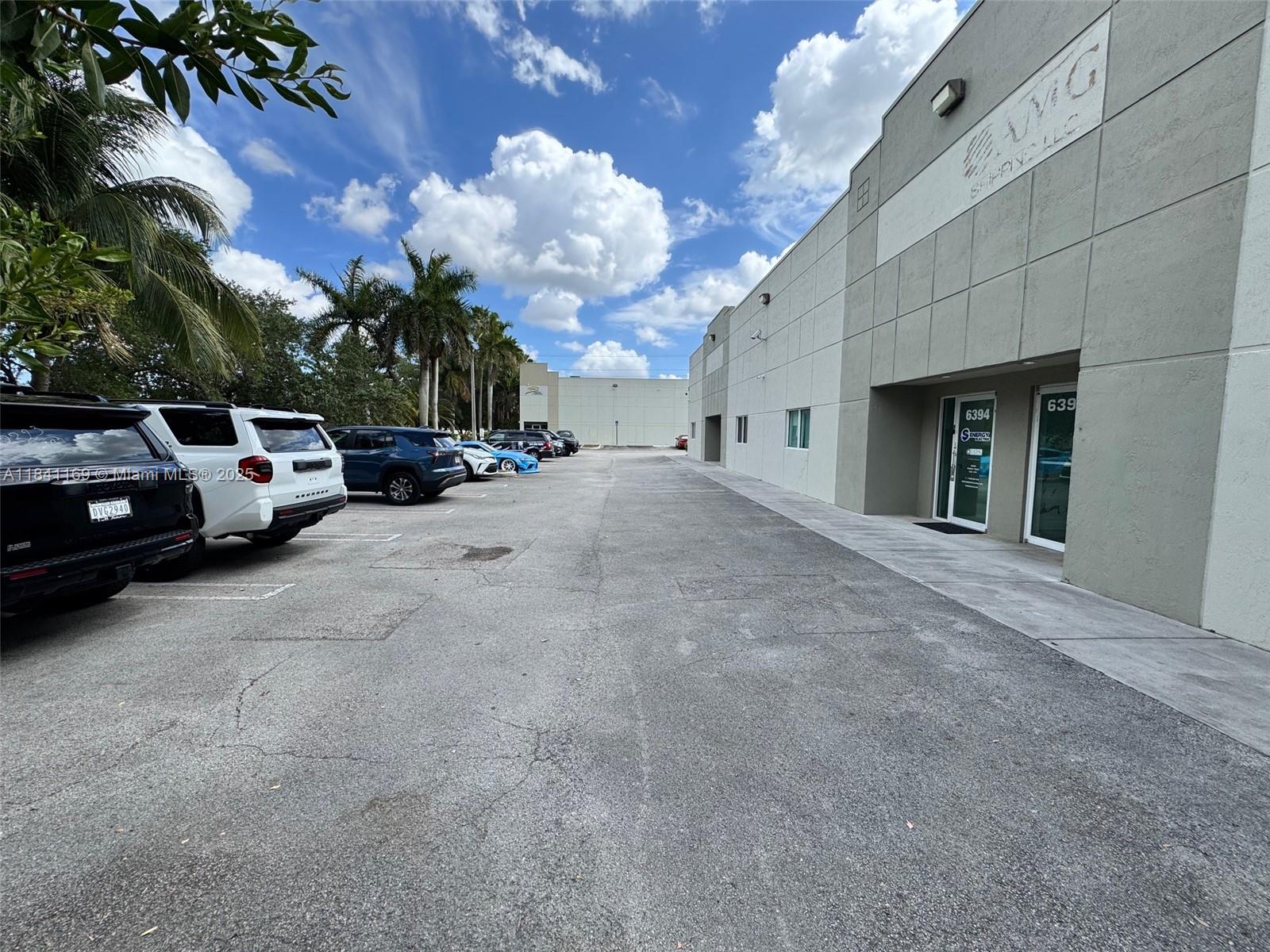See details 13 / sq. ft. $ 2025-07-15 0 Photo