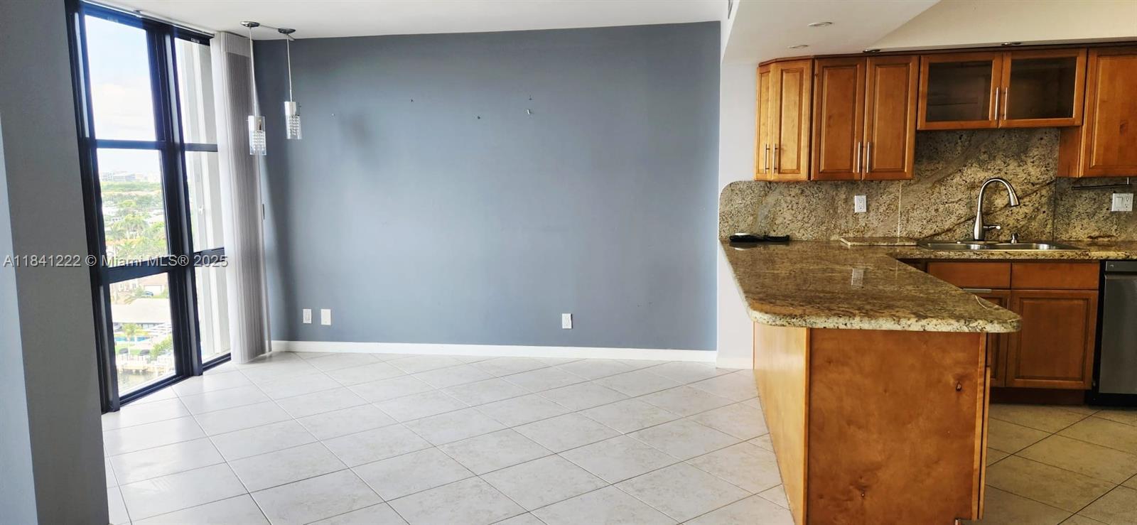 Photo of 2017 Ocean Dr #1408, Hallandale Beach, Florida, 33009 -
