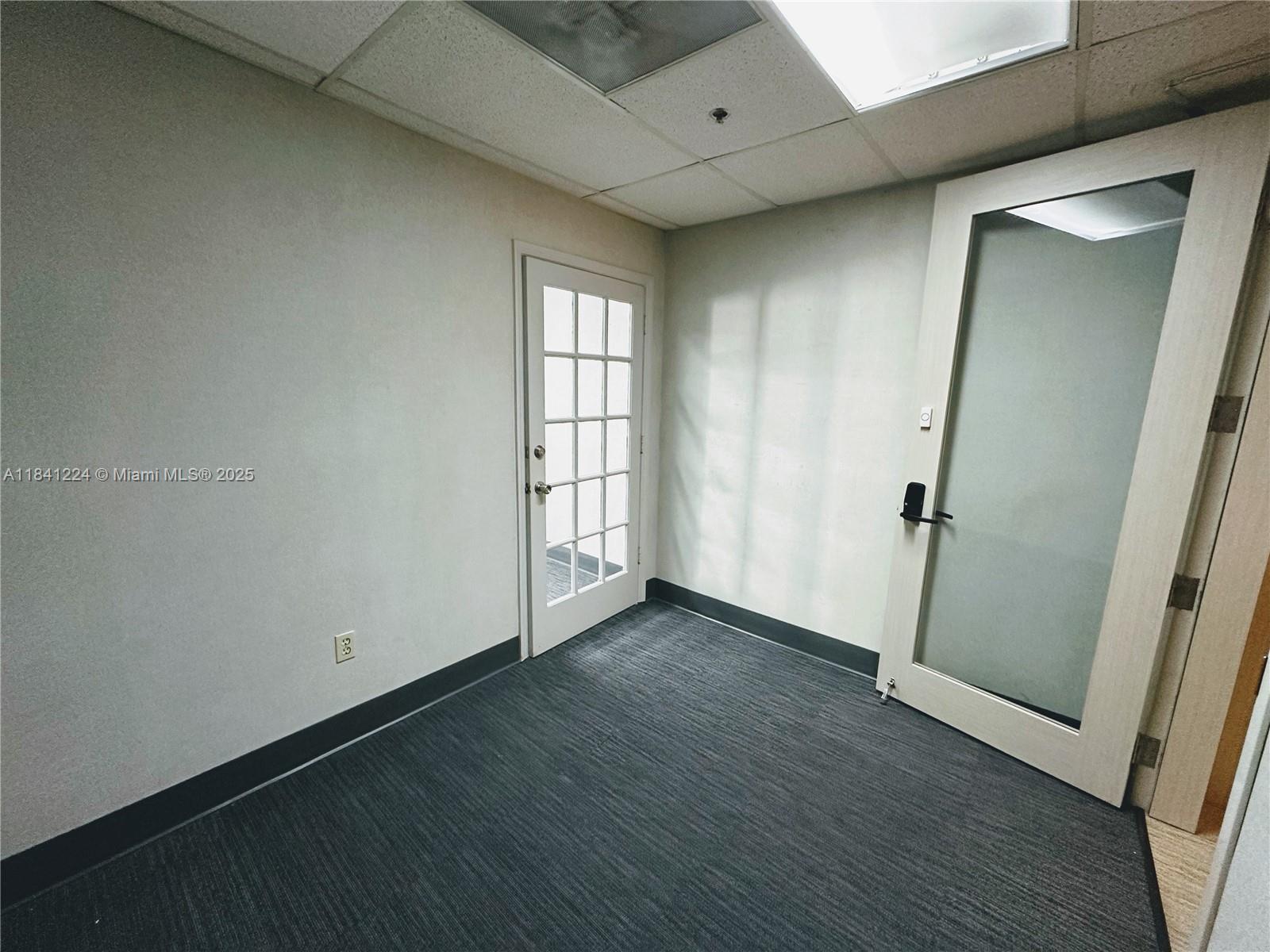 609A & 609B  /   sq. ft. $ 2025-07-15 0 Photo