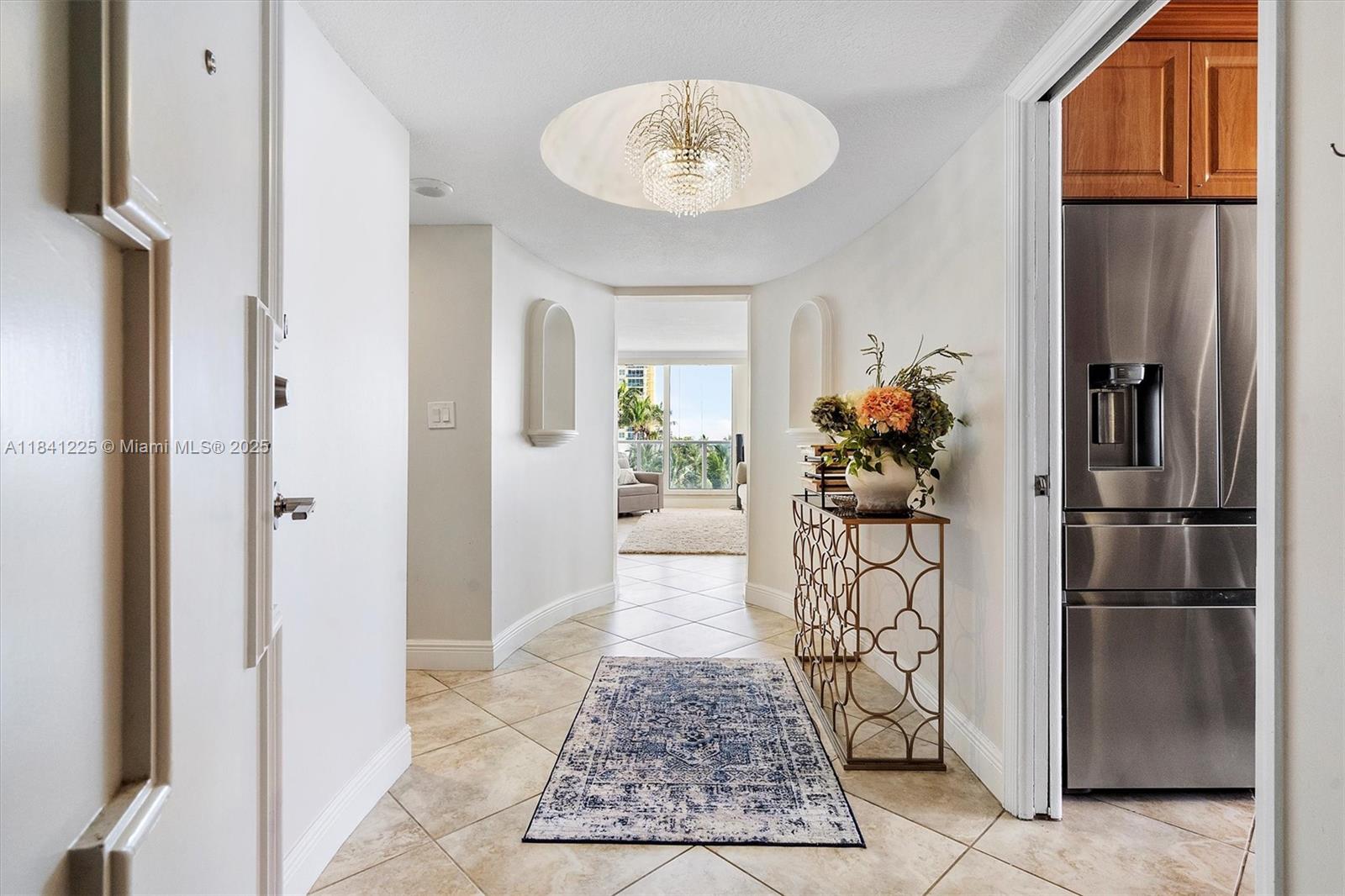 Photo of 2751 Ocean Dr  #504S, Hollywood, Florida, 33019 - Entry Foyer