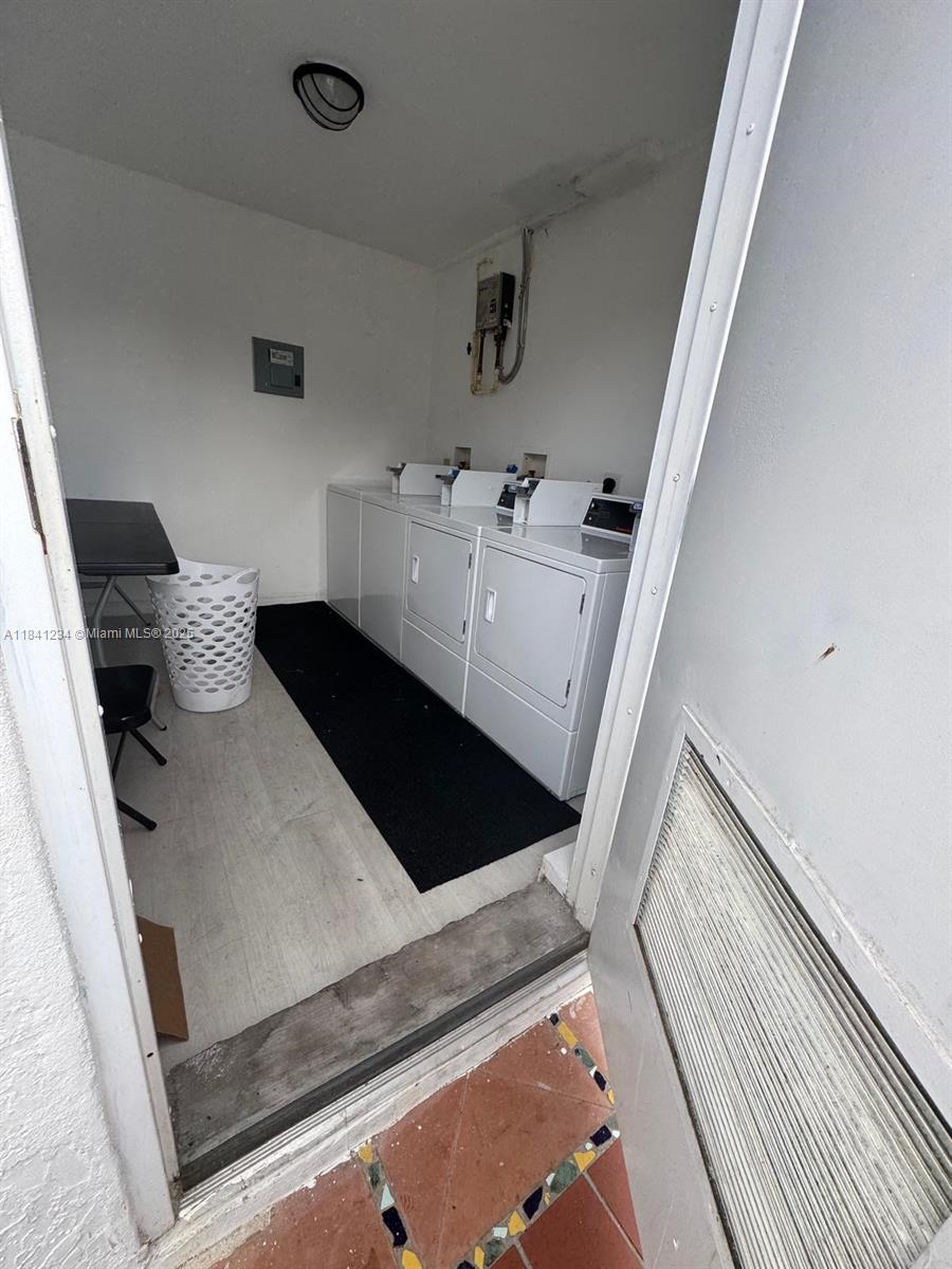   /   sq. ft. $ 2025-08-27 0 Photo