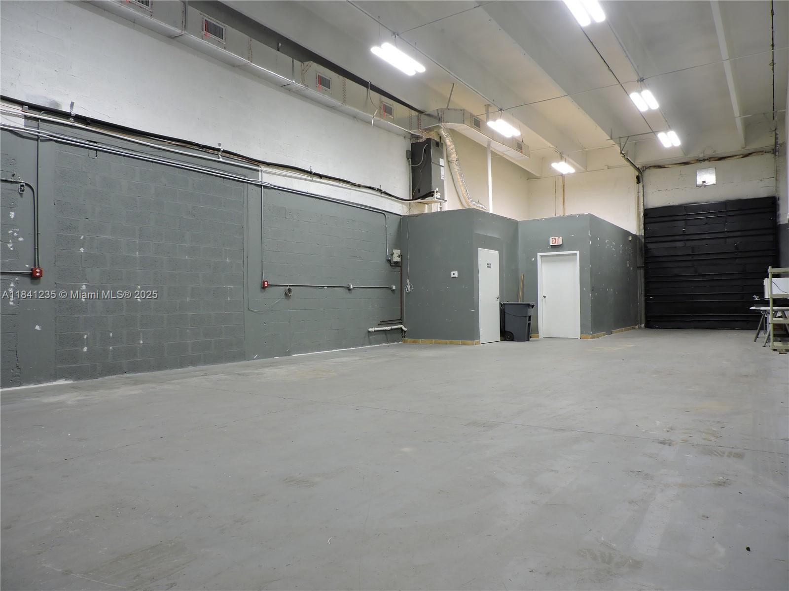 See details 4 / sq. ft. $ 2025-07-15 0 Photo