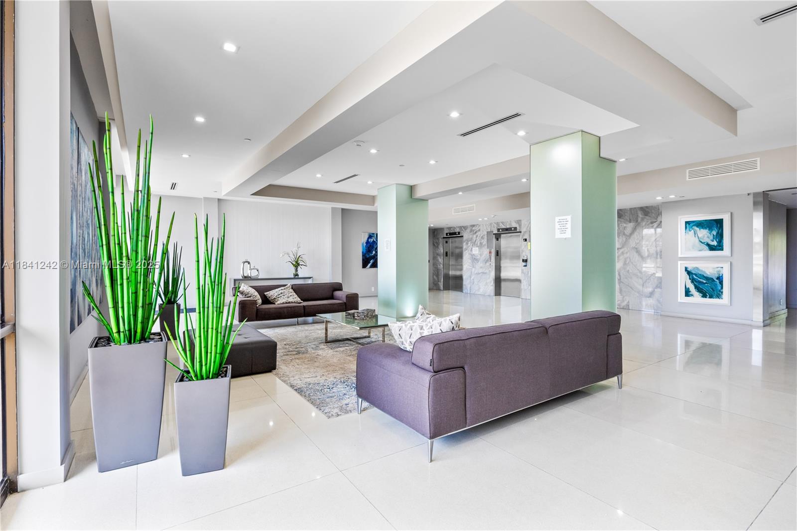 Photo of 20379 Country Club Drive  #1631, Aventura, Florida, 33180 - 