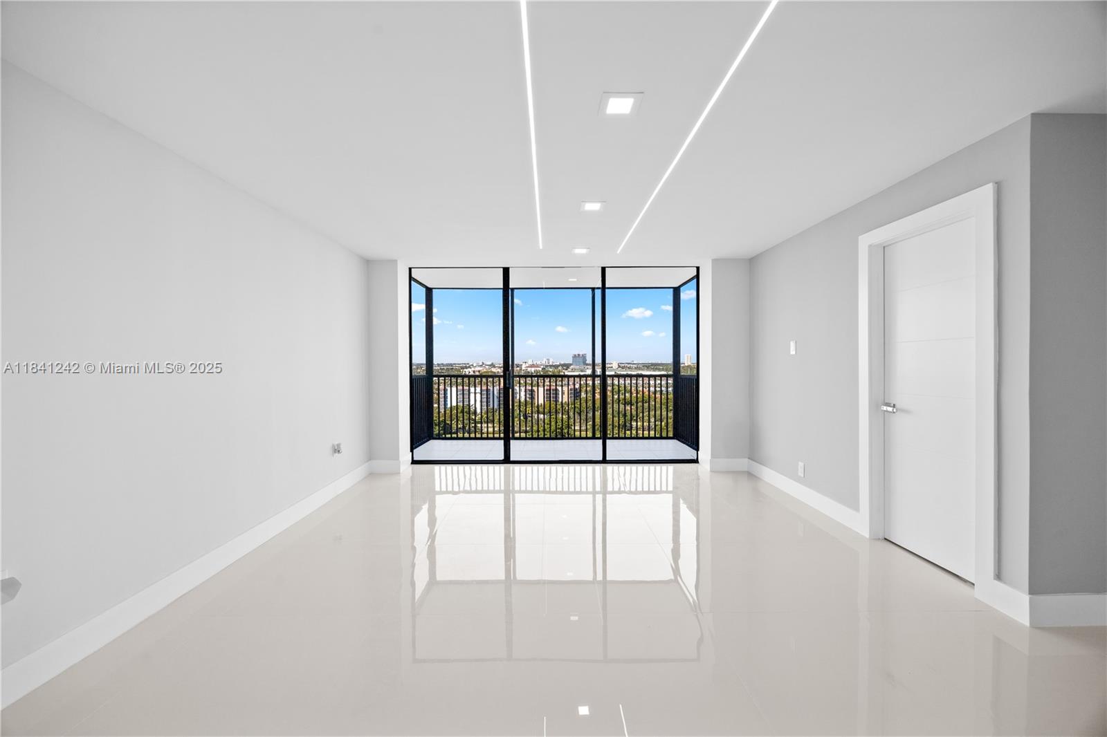 Photo of 20379 Country Club Drive #1631, Aventura, Florida, 33180 -
