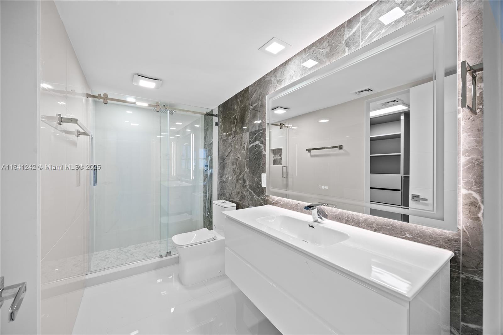 Photo of 20379 Country Club Drive #1631, Aventura, Florida, 33180 -