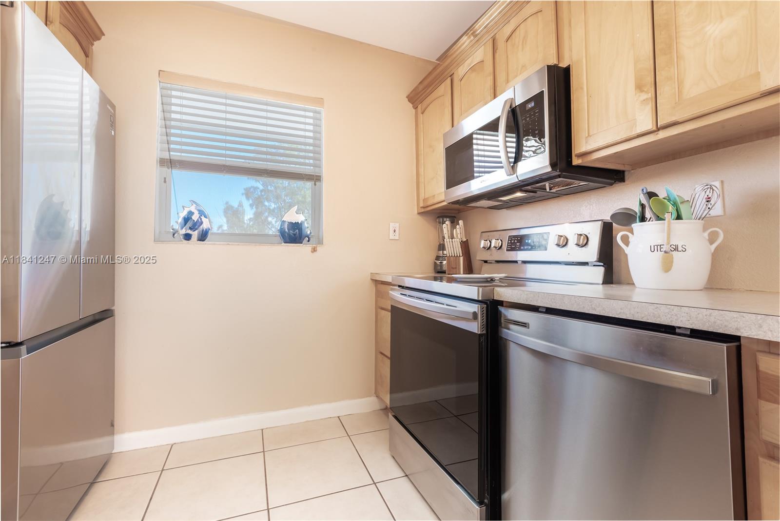See details / 2244 sq. ft. $ 2025-07-16 0 Photo