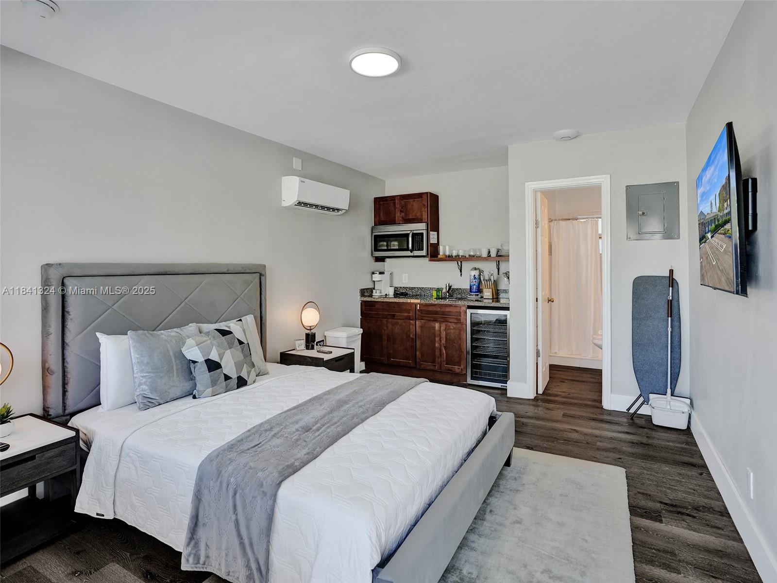 Ver detalles / sq. ft. $ 2025-07-16 0 foto
