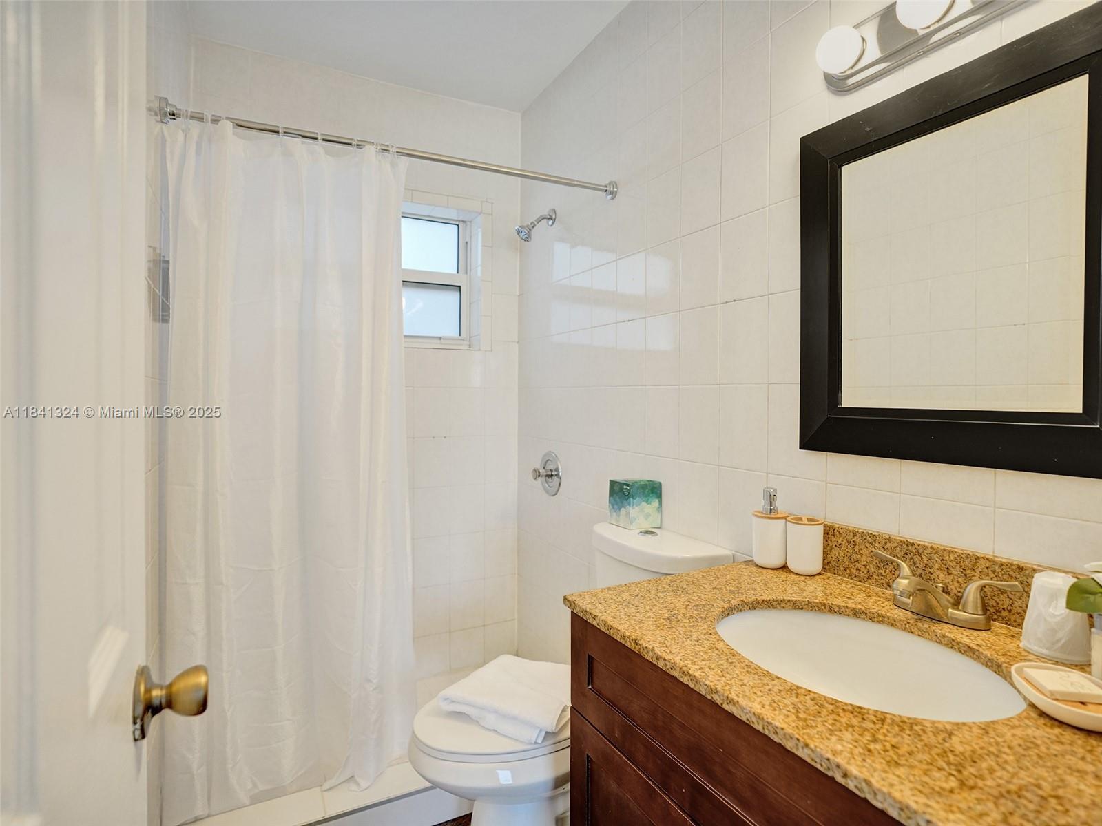 Ver detalles / sq. ft. $ 2025-07-16 0 foto