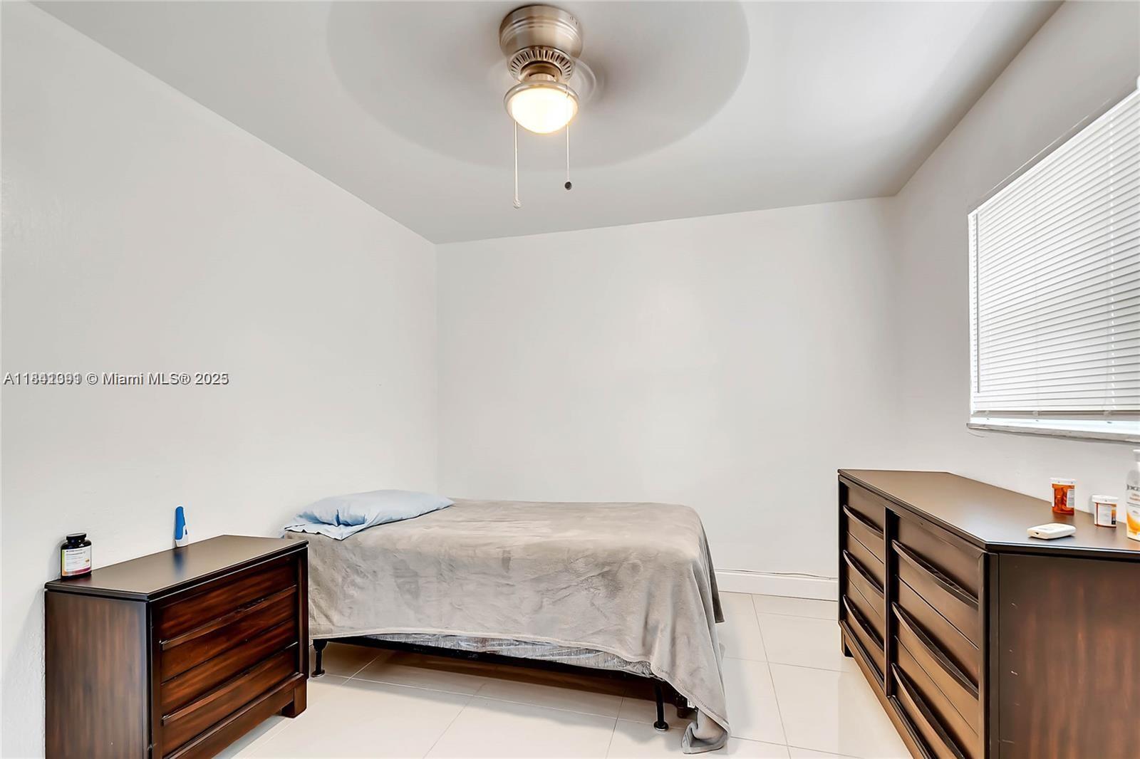 Ver detalles / sq. ft. $ 2025-07-16 0 foto