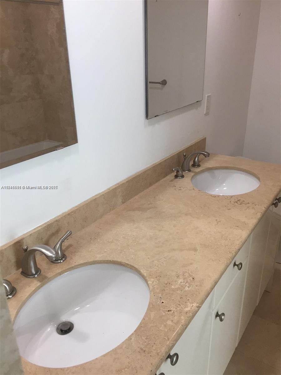 Photo of 1755 Hallandale Beach Blvd #1001E, Hallandale Beach, Florida, 33009 -