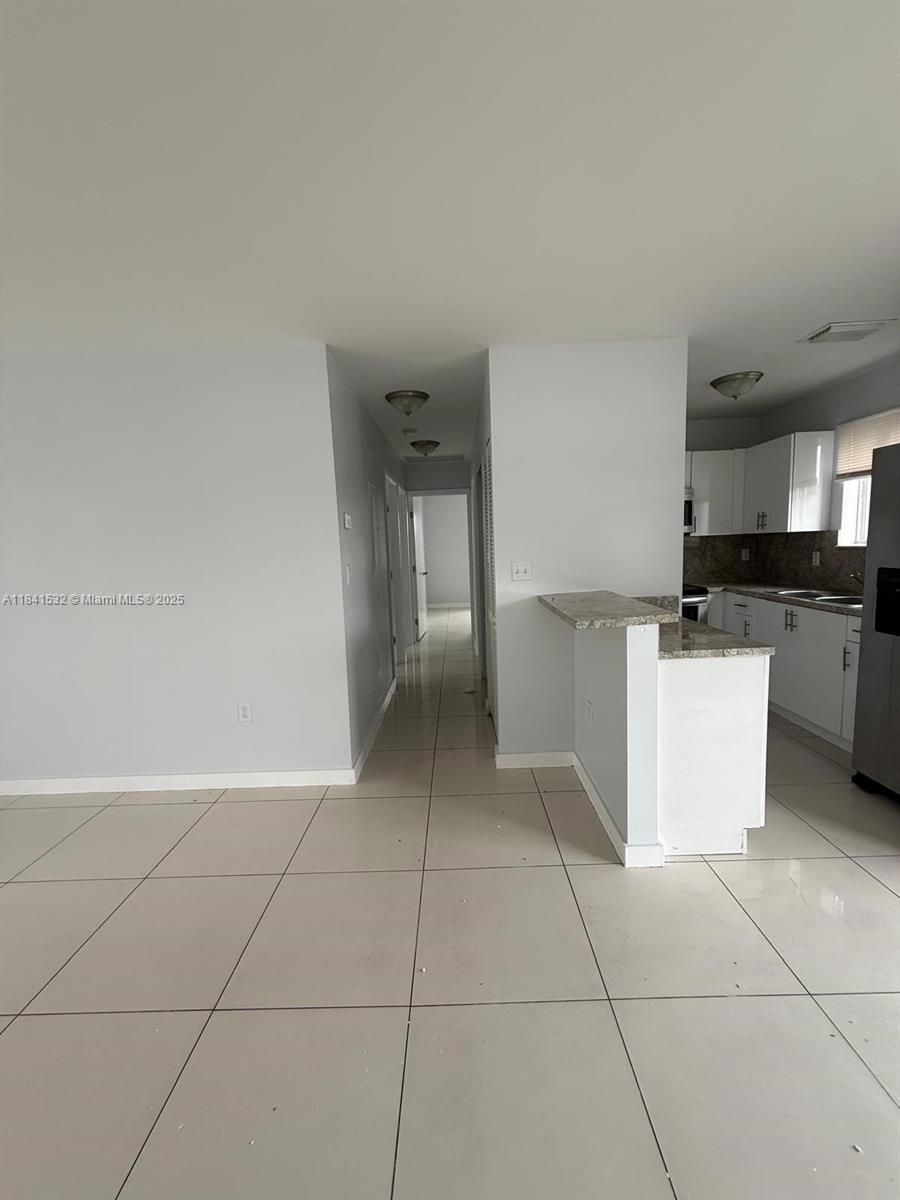 Ver detalles / sq. ft. $ 2025-11-05 0 foto